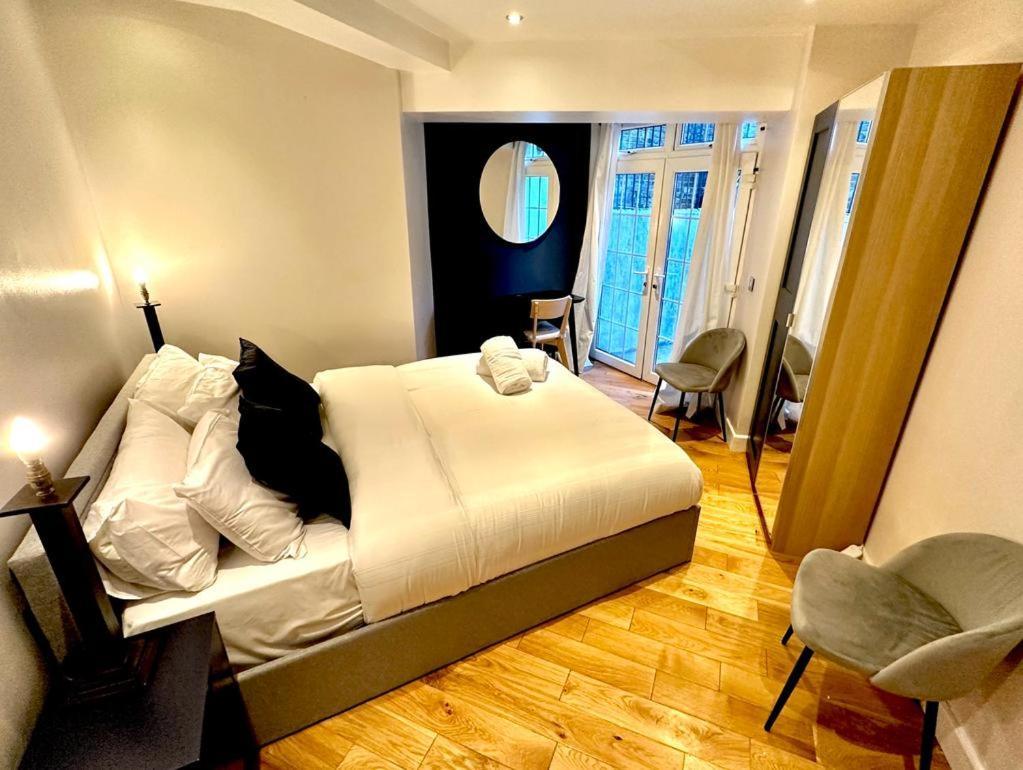 Apartament 30 Secs To Euston Station Londyn Zewnętrze zdjęcie